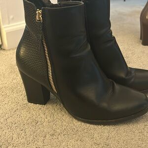 Womens zip up boots